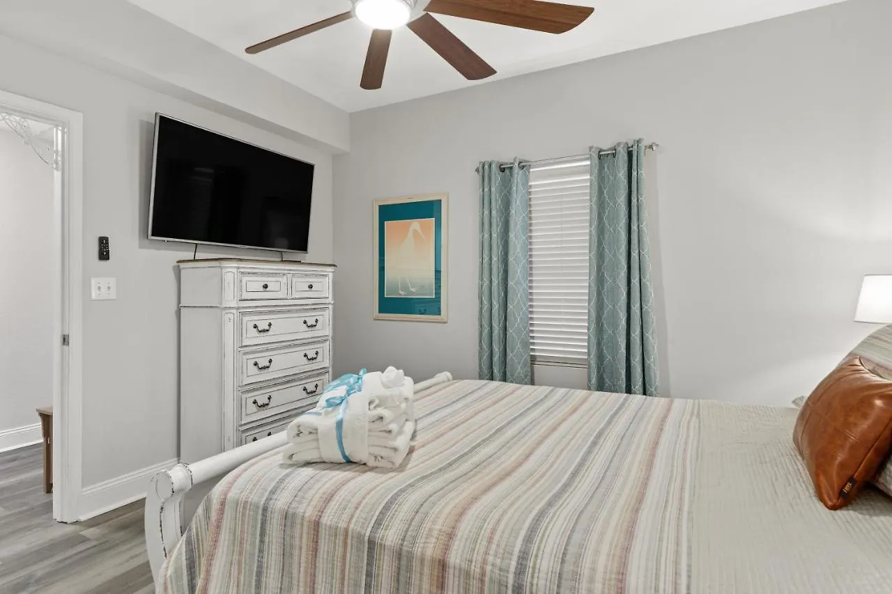 Semesterbostad Laketown Wharf 304 - Zaffos By The Sea Panama City Beach